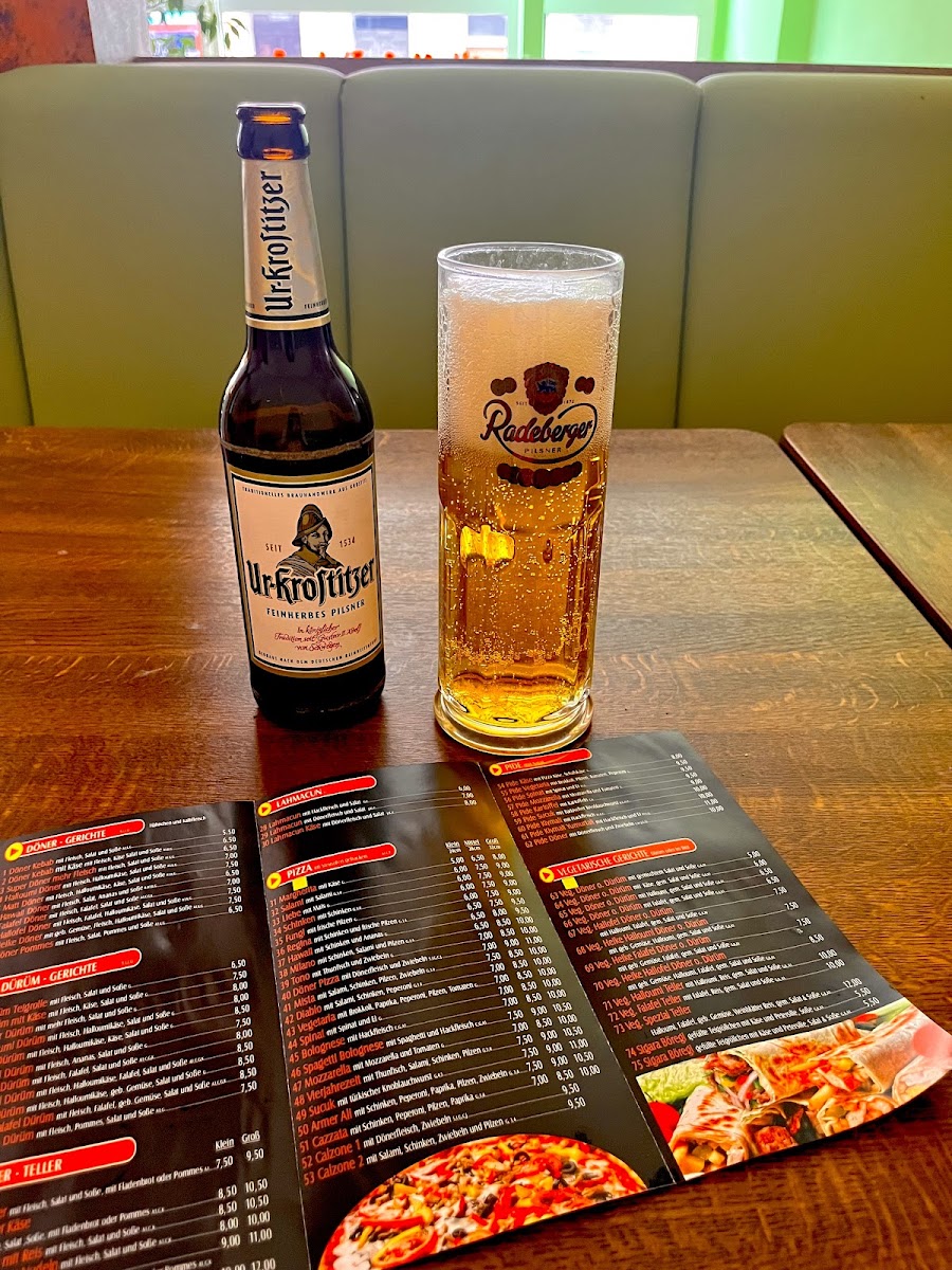 Armer Ali Döner-Pizza Photo Menu 7