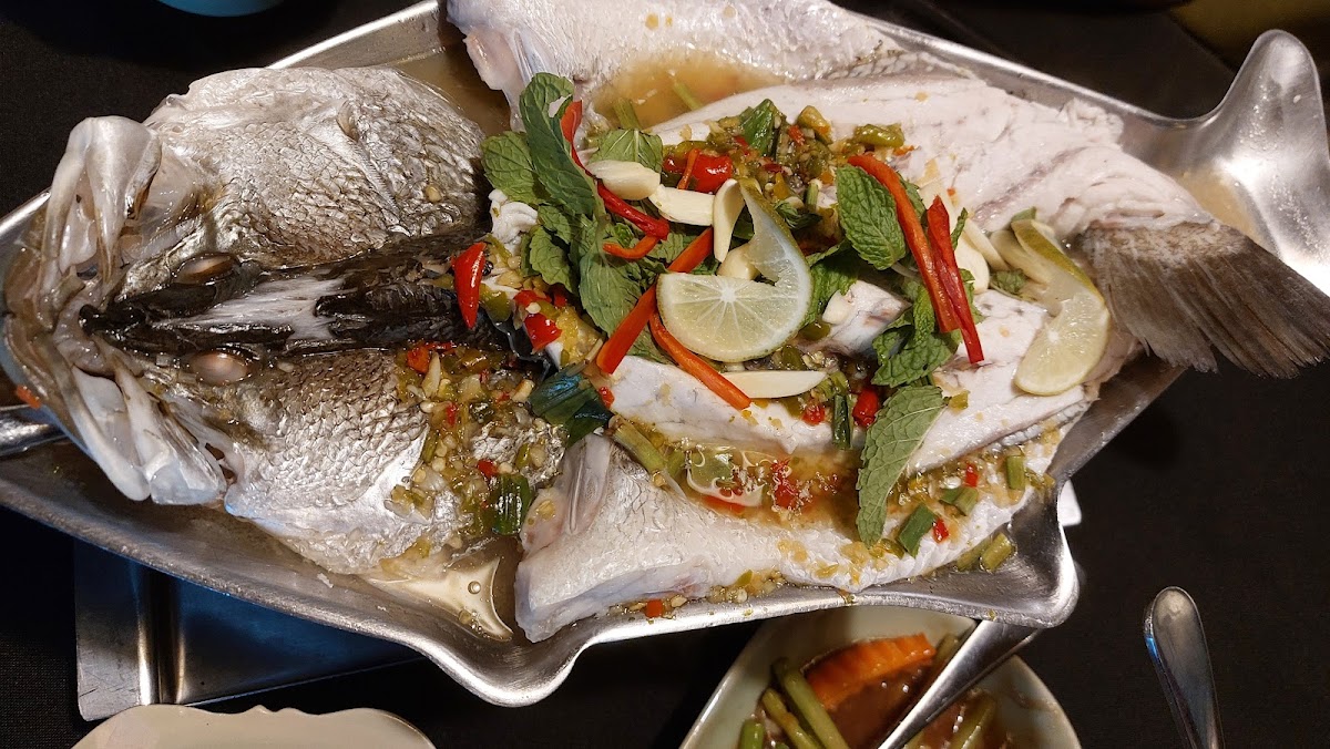 Busaba Heavenly Thai • BSC Photo 6
