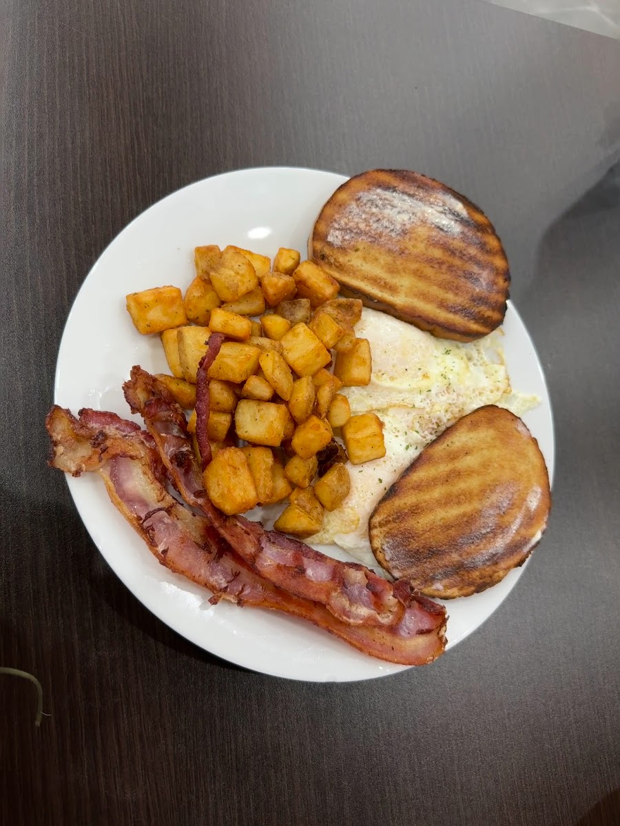 Shan's all day breakfast Photo 2