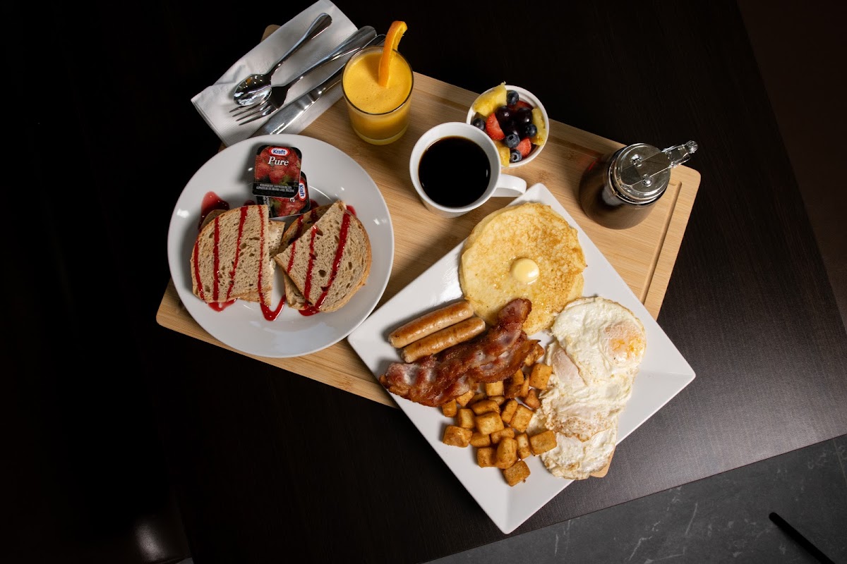 Shan's all day breakfast Photo 3