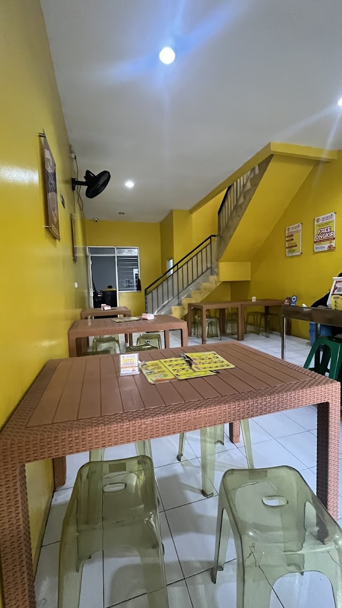 Ayam Gepuk Pak Gembus Kedungmundu
