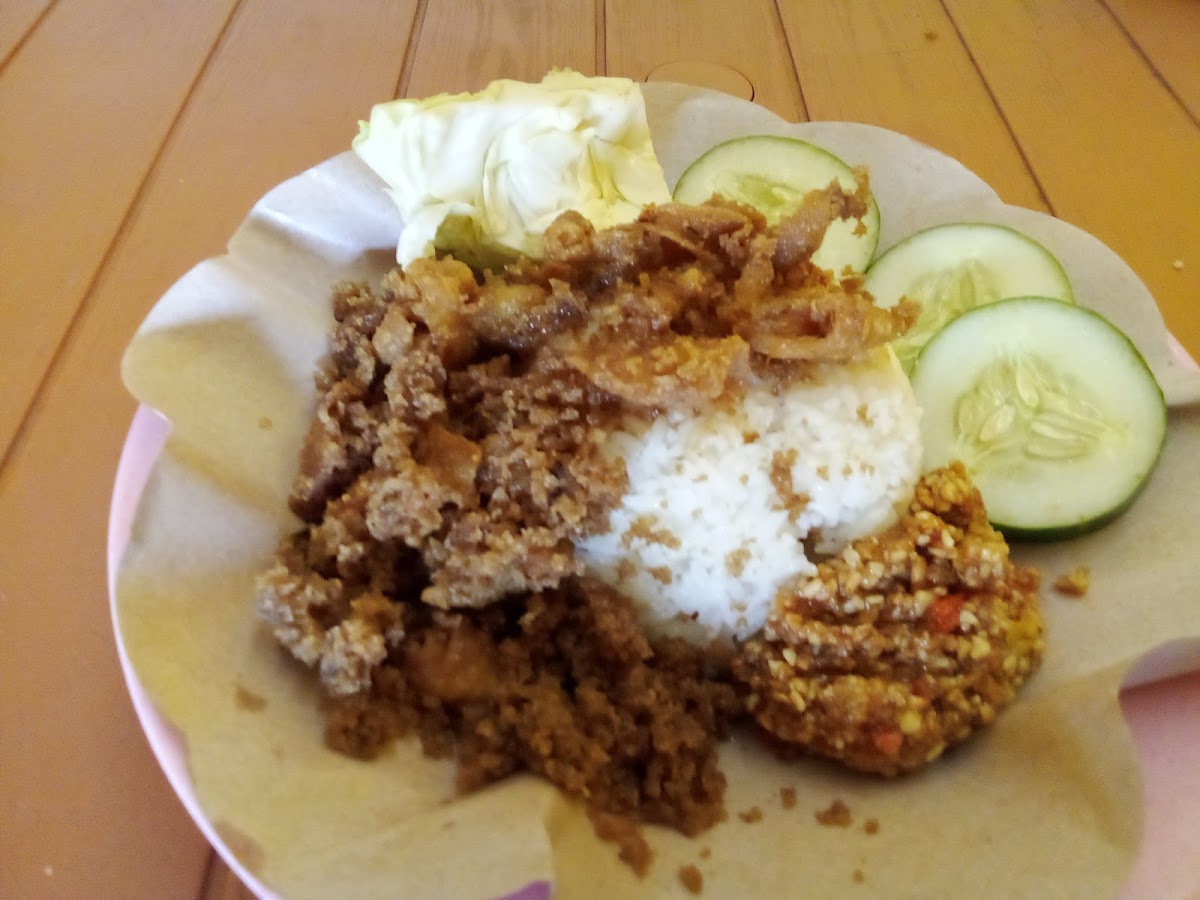 Ayam Gepuk Pak Gembus Kedungmundu Photo 2