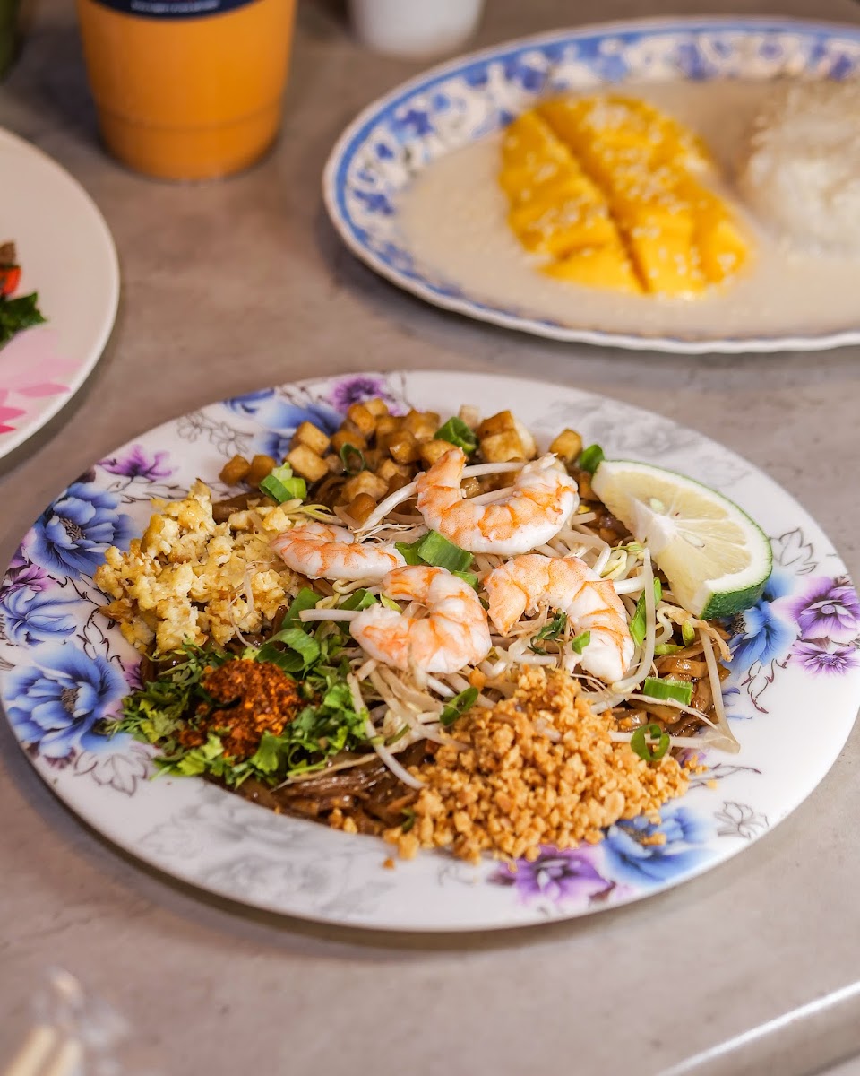Pad Thai Goong Photo 10
