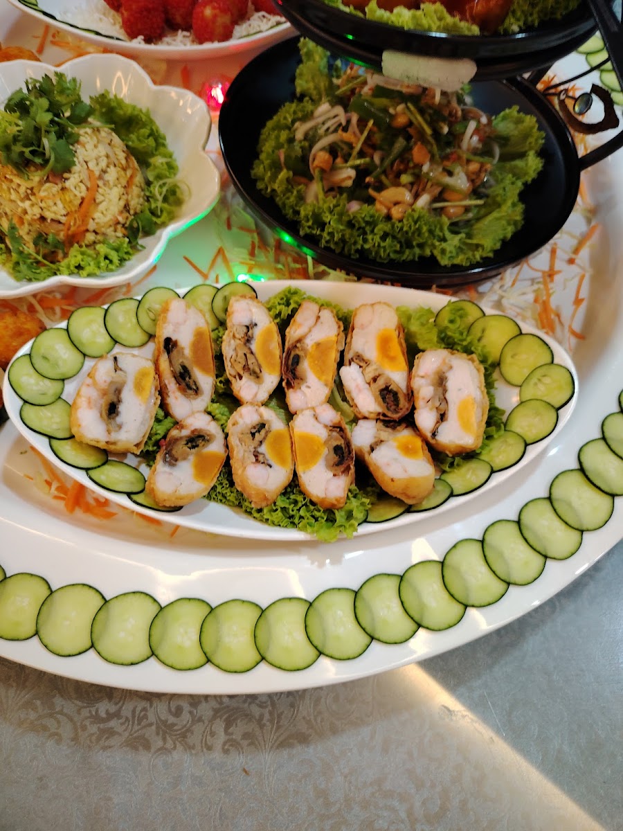 Kok Thai Restaurant • 國泰酒樓 Photo 4