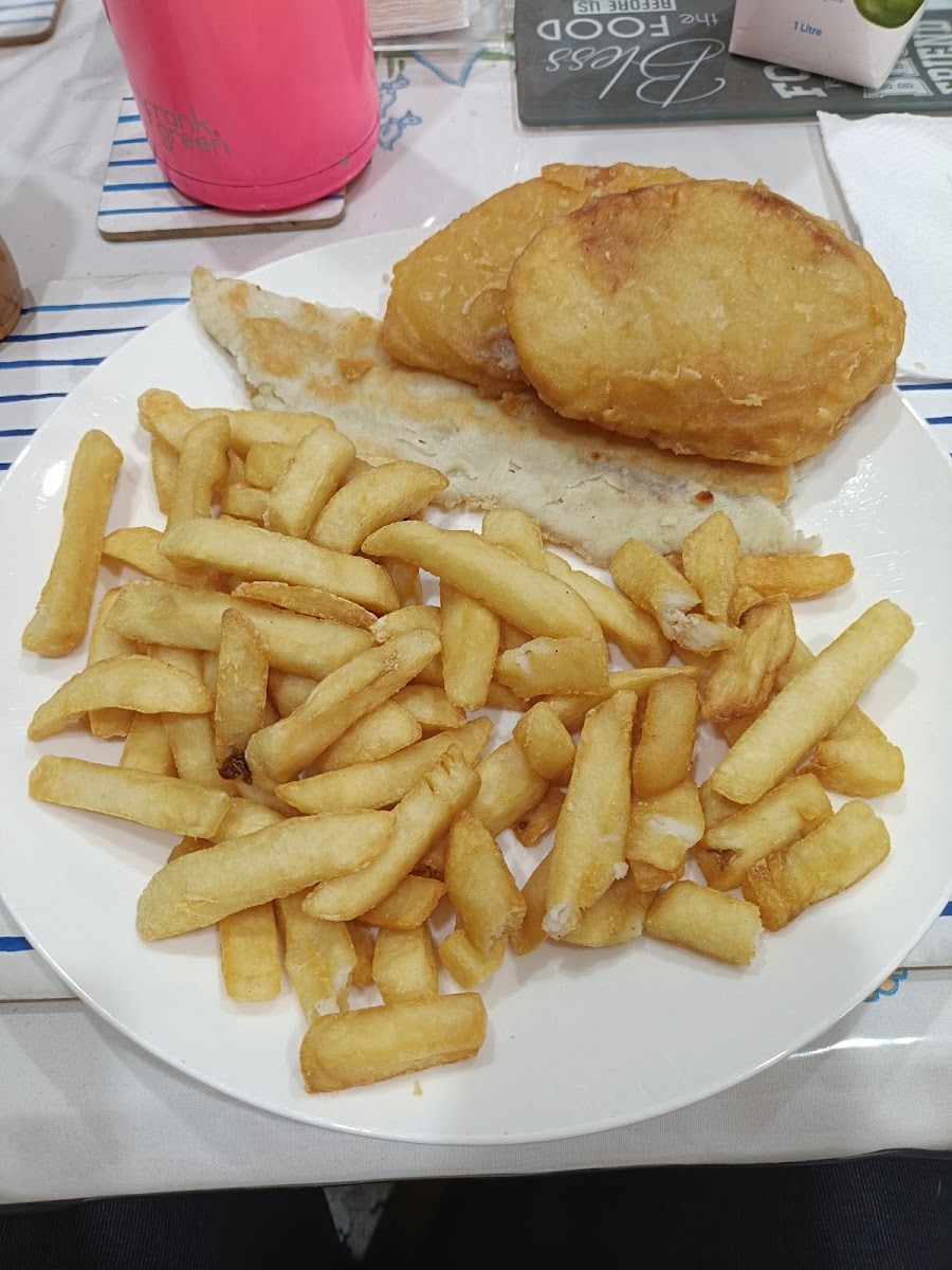 Nicko’s fish & chips Ocean Grove Photo 6