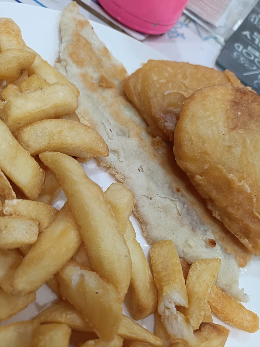Nicko’s fish & chips Ocean Grove Photo 8
