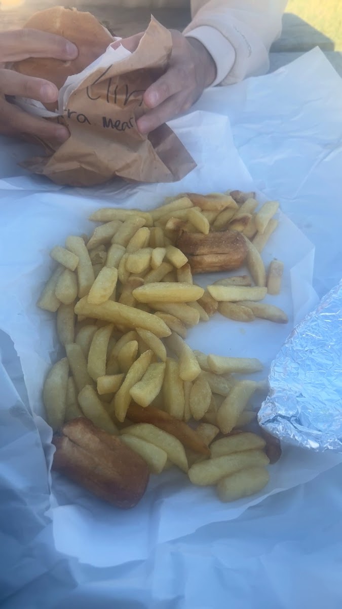 Nicko’s fish & chips Ocean Grove Photo 9