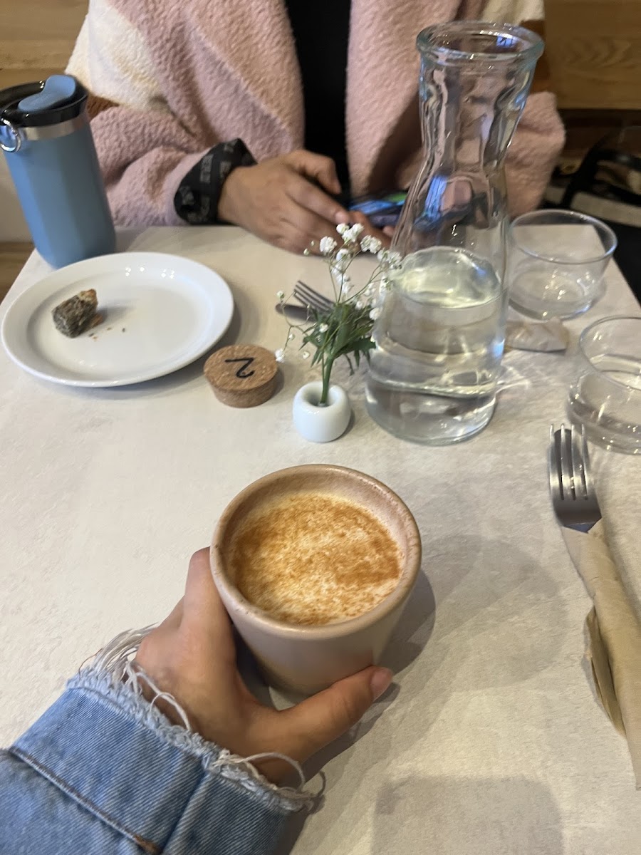 Lilac Eatery and Coffee House Photo 7