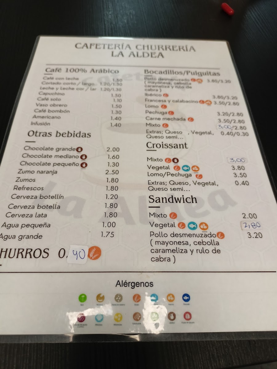Cafetería la aldea Photo Menu 3