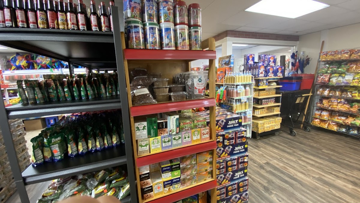 San Andres Grocery and Bakery Photo 4