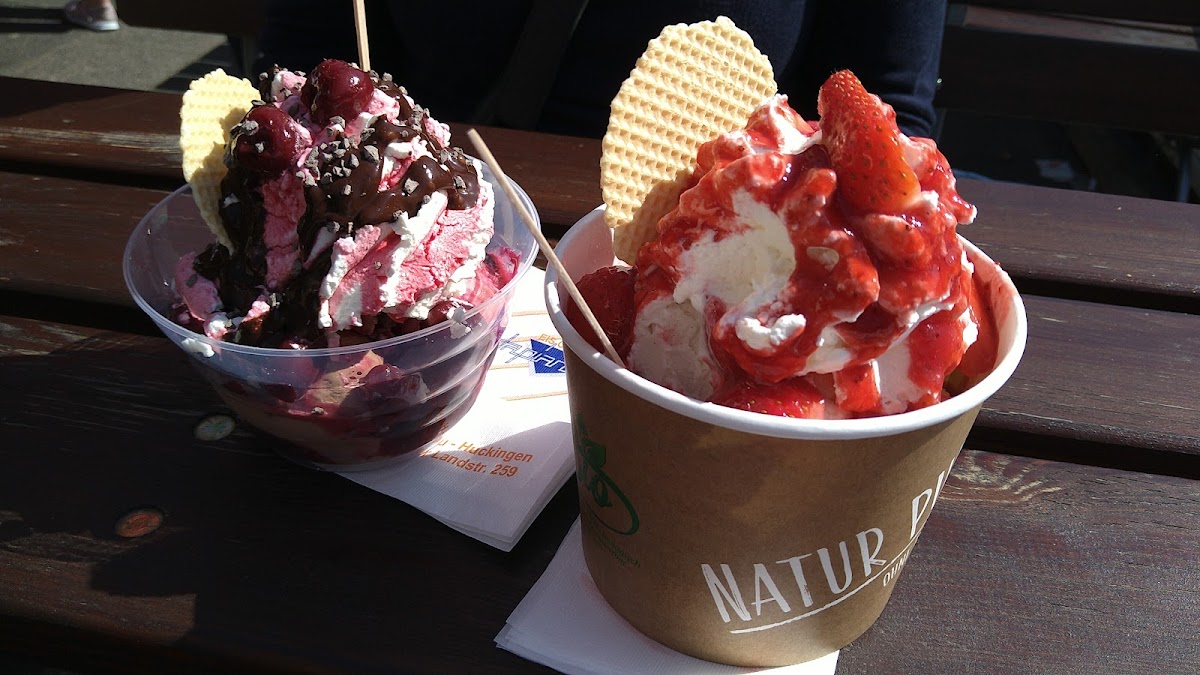 Eis Café Da Pian 2 - Huckingen Photo 10