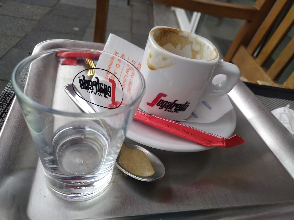 Eis Café Da Pian 2 - Huckingen Photo 6
