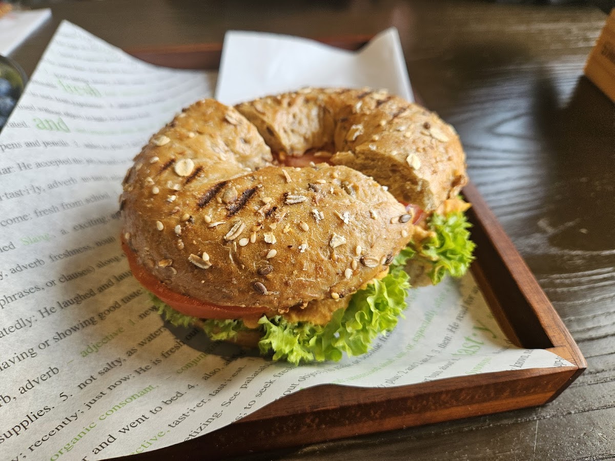 BENT - Café Bagels Eismanufaktur Photo 2