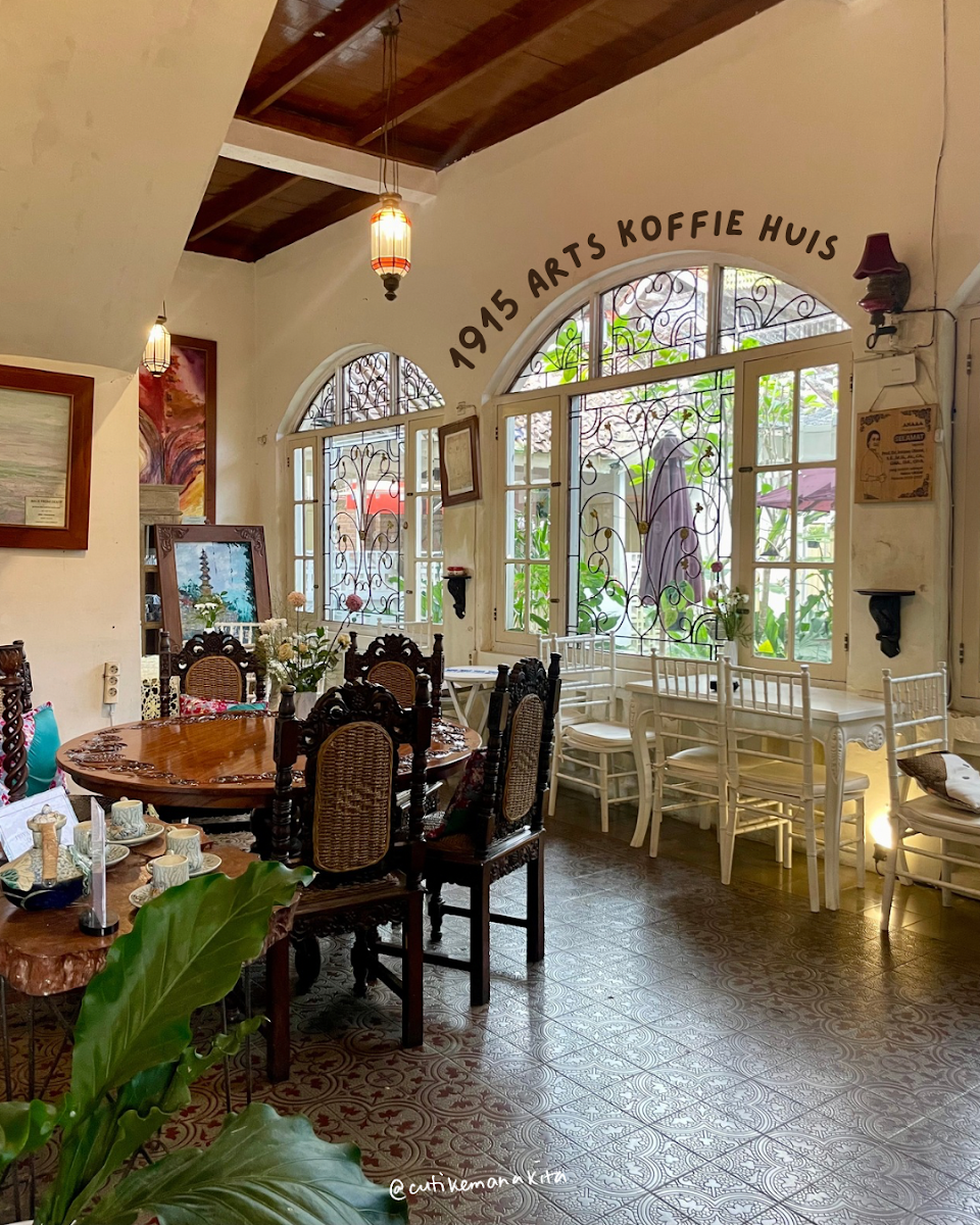 1915 Arts Koffie Huis