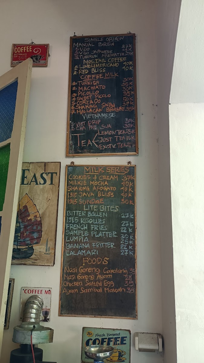 1915 Arts Koffie Huis Photo Menu 8