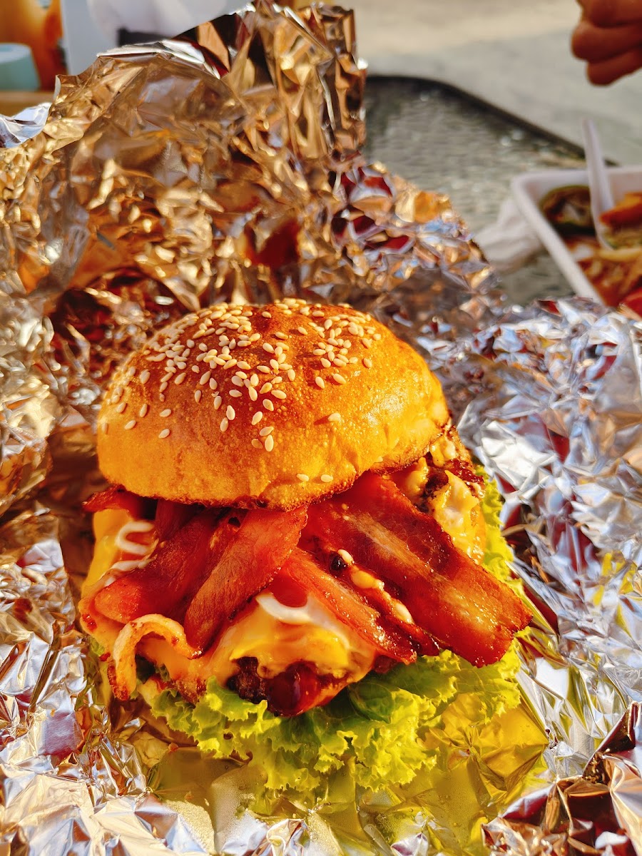 Satan's Grill Photo 5