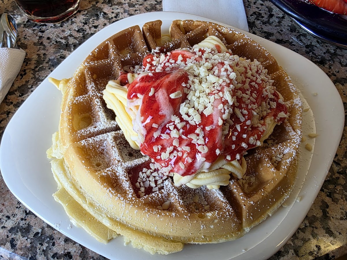 Eiscafé Dolomiti Großrosseln Photo 4