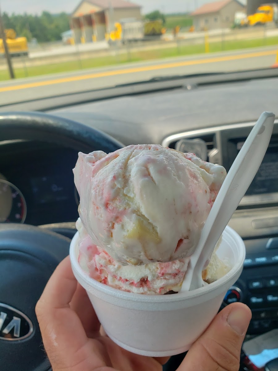 Cameo drive in Photo 7