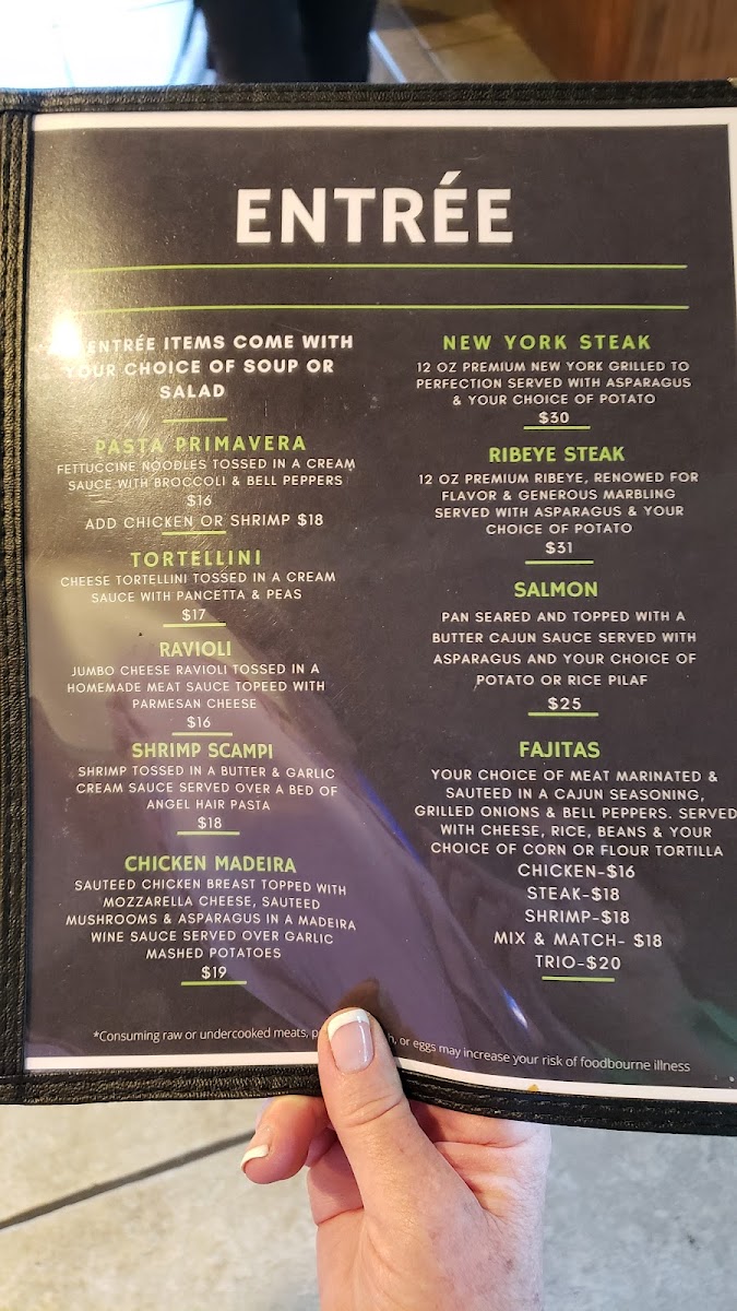 The Sand Trap Bar & Grill Photo Menu 4