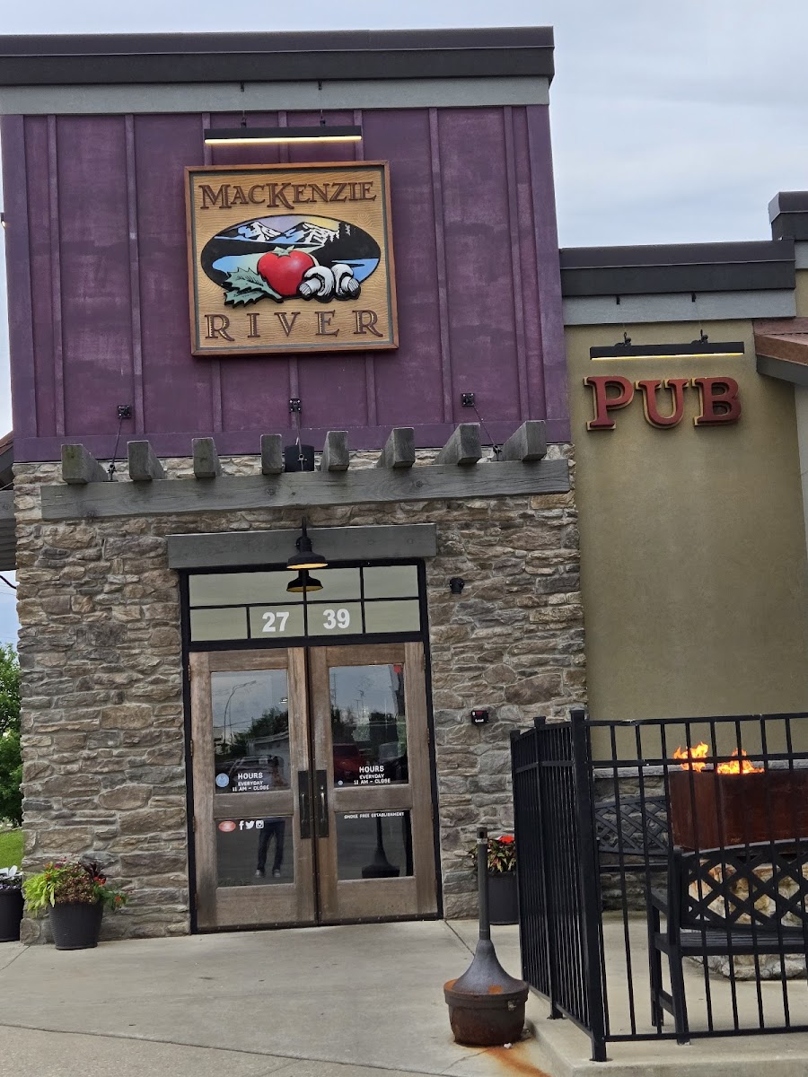 MacKenzie River Pizza, Grill & Pub