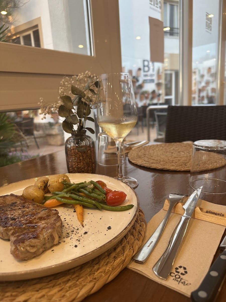 Blancala gastrobar Photo 3