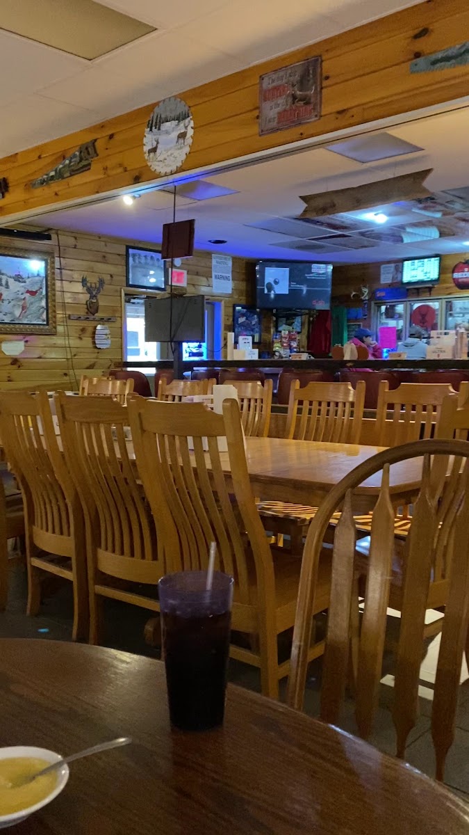 GT’s Family Restaurant Photo 2