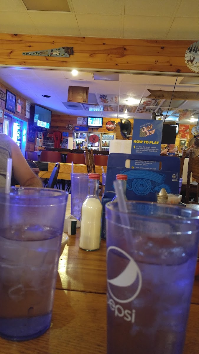 GT’s Family Restaurant Photo 5