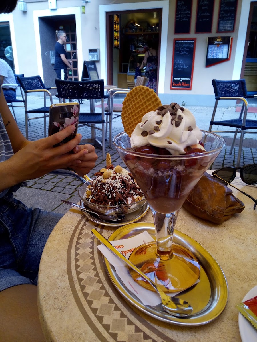 Eiscafé Adam Photo 10