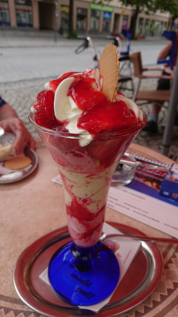 Eiscafé Adam Photo 6
