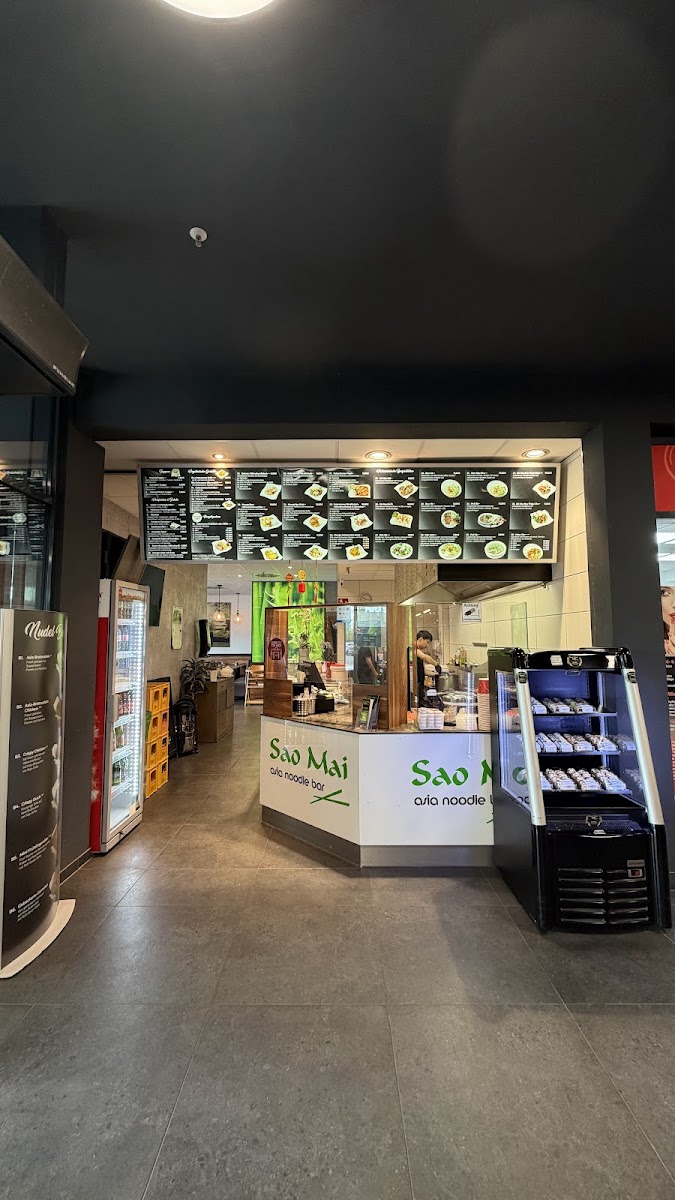Sao Mai asia noodle & sushi bar