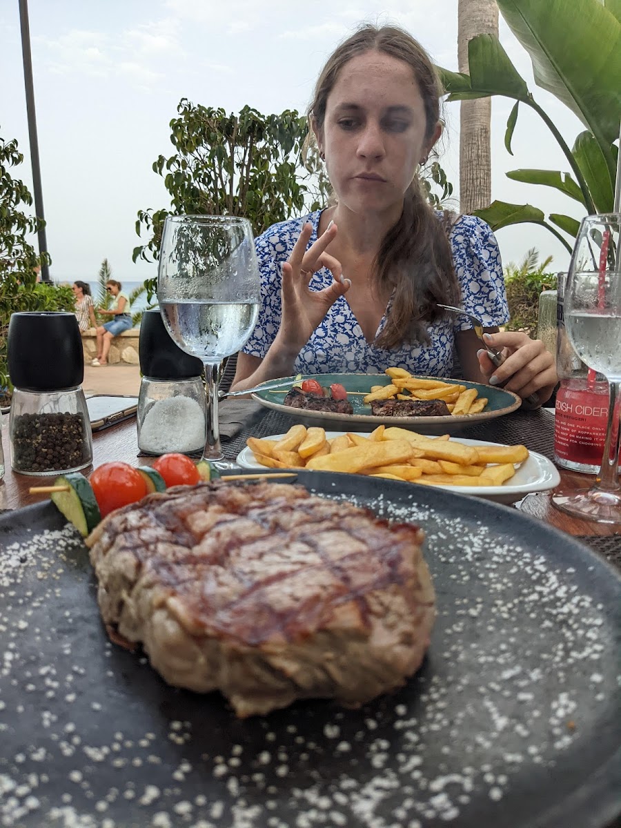 La Cabaña bar & grill Photo 5