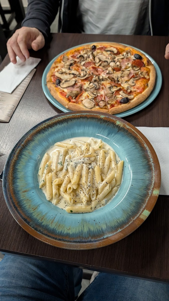 Pizzeria Fortuna Gastro Photo 3