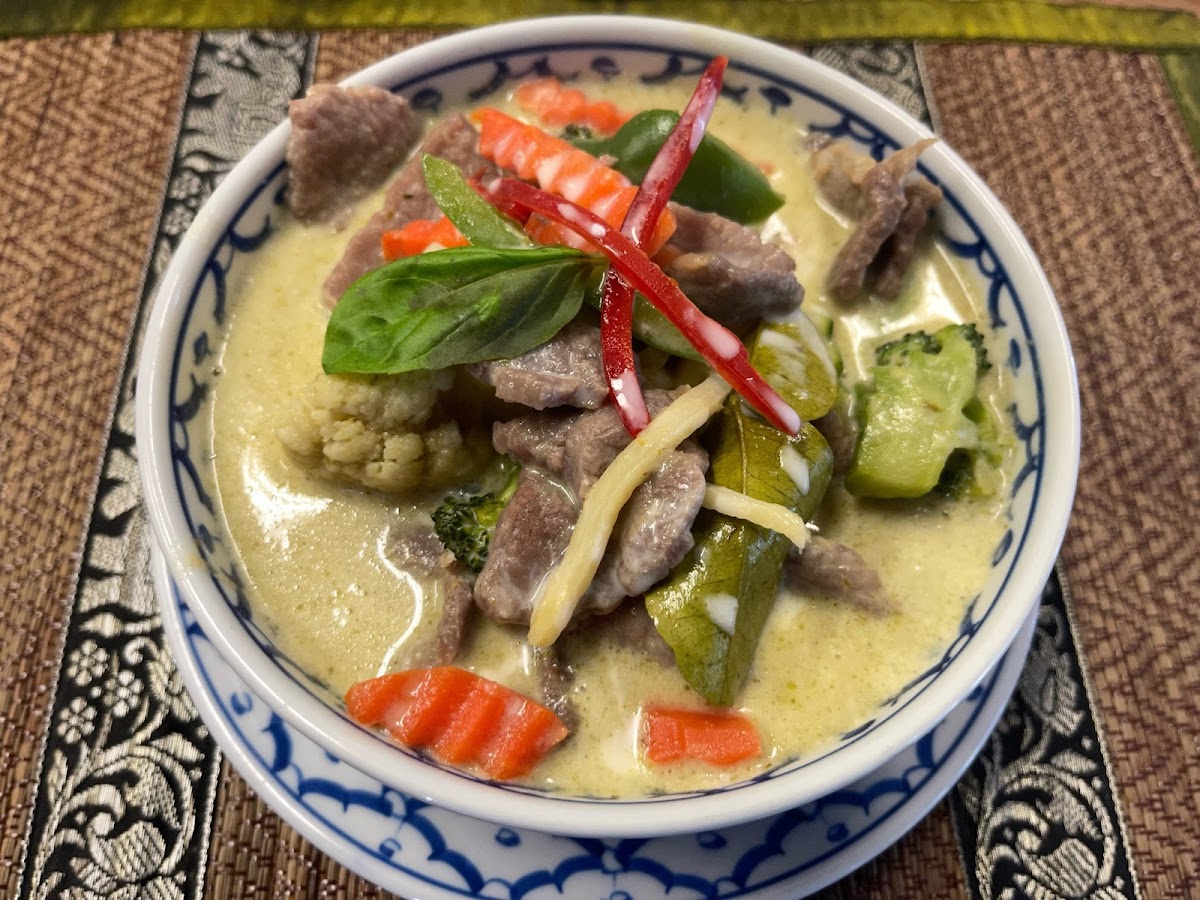 Yai’s Thai Takeaway & Cafe Photo 3