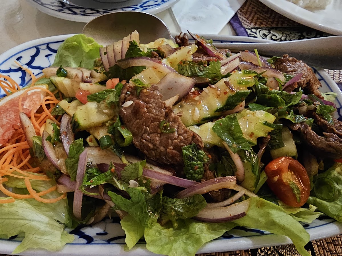 Yai’s Thai Takeaway & Cafe Photo 6