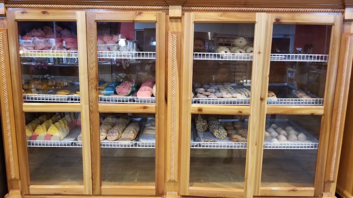 Angela's Bakery Photo 3