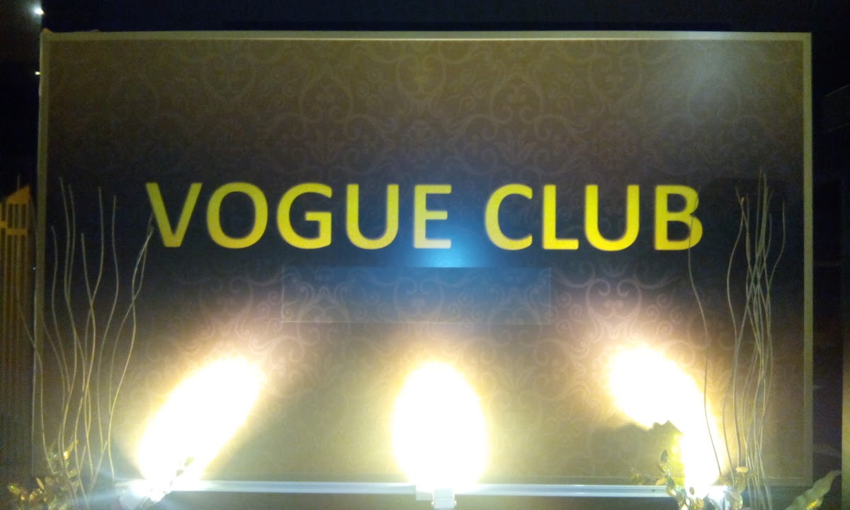 Vogue Club Photo 4