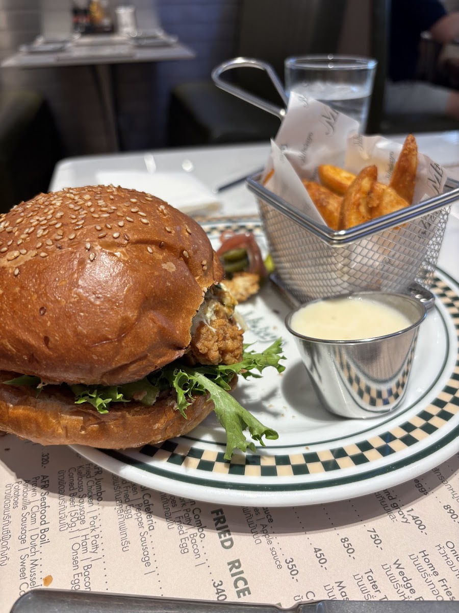 Mickey's Diner (Gaysorn Amarin Branch) Photo 4