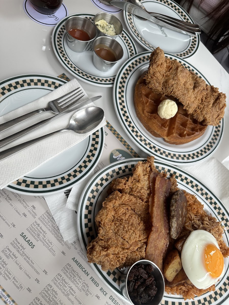 Mickey's Diner (Gaysorn Amarin Branch) Photo 5