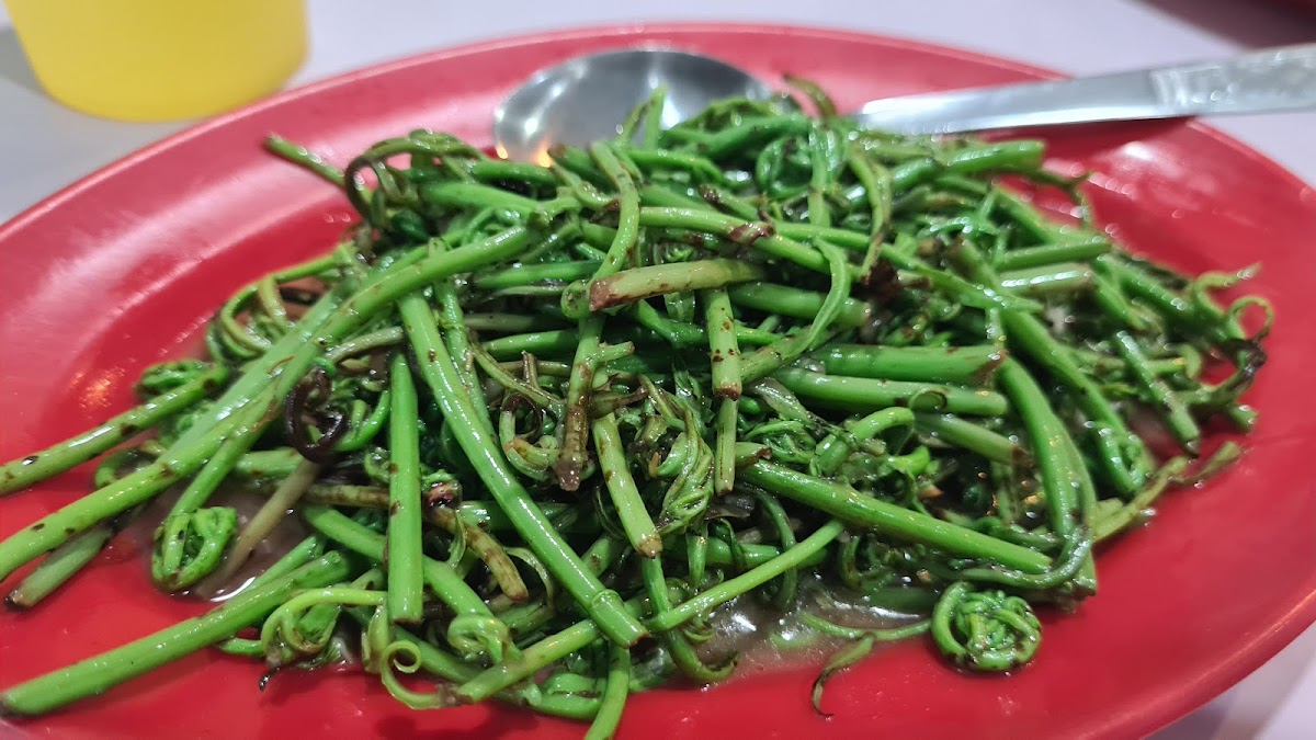 Mum's Restaurant 老地方 Photo 7