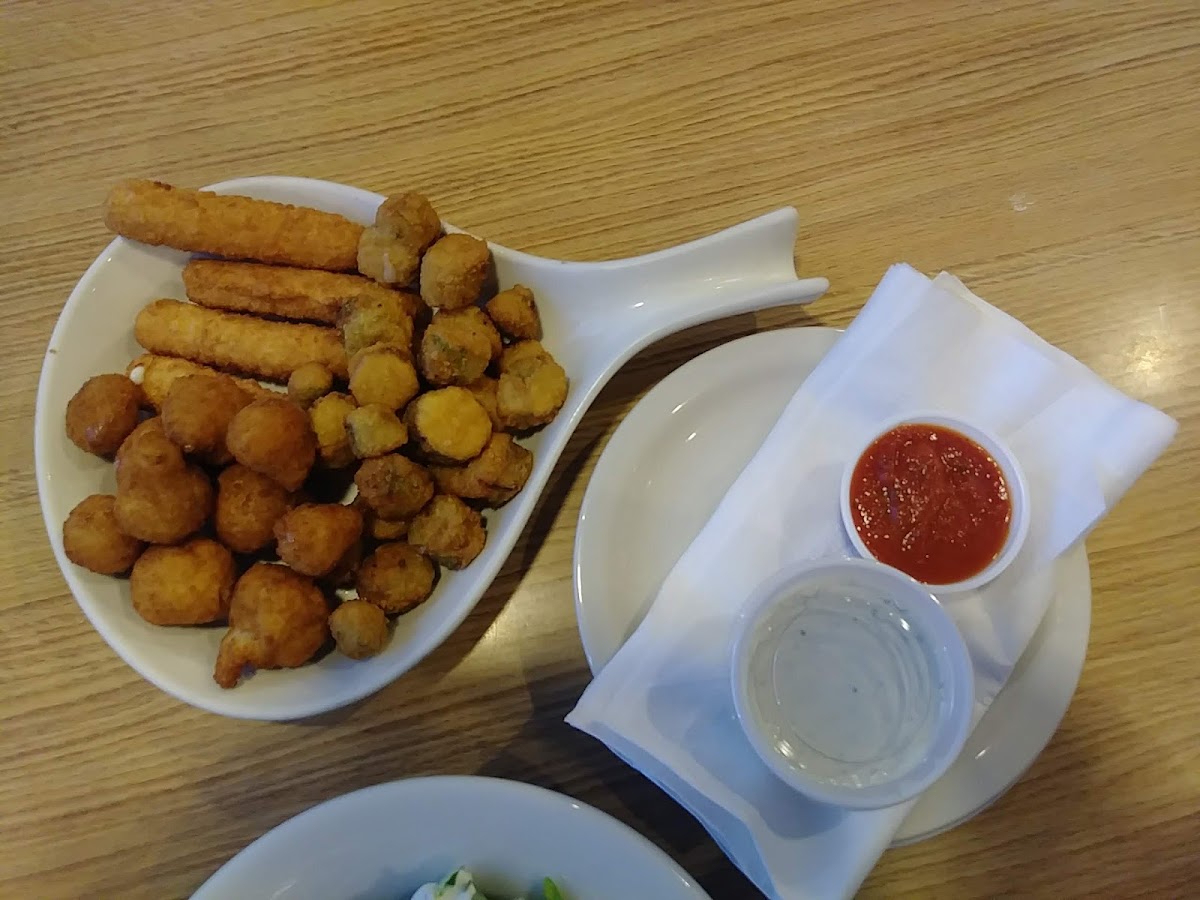 The Elm Street Eatery Photo 5