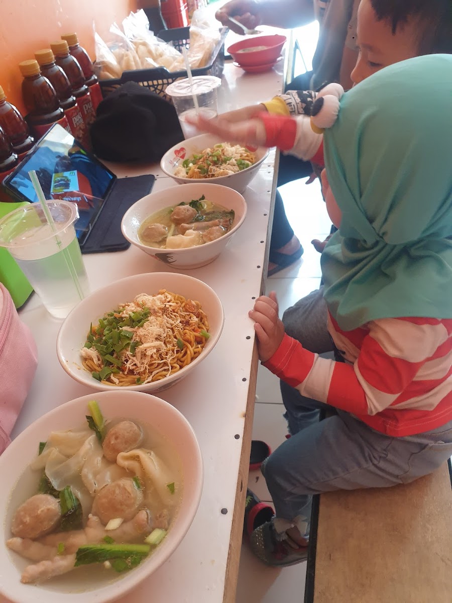 Mie Baso Mas Basuki Soreang Photo 10