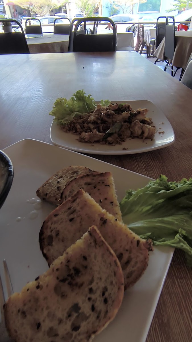 Restoran Kemangi (Caw. Econsave) Photo 2