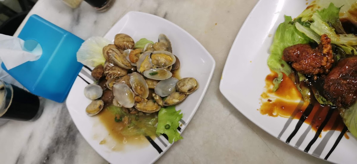 Xiang Mun Restaurant • 香满楼海鲜饭店 Photo 10