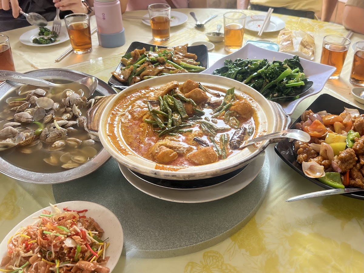 Xiang Mun Restaurant • 香满楼海鲜饭店 Photo 3