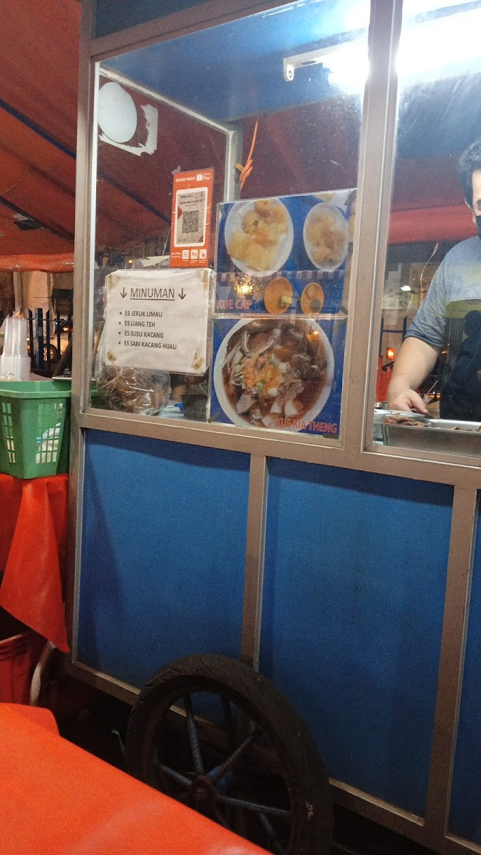 kwe kia theng tenda pasar paramont Photo 2