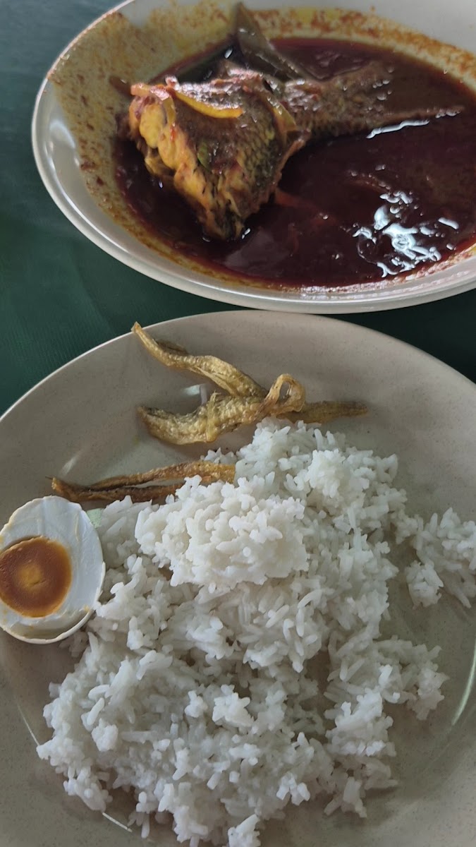 Hajah Rahmah Haji Ibrahim Kari Kepala Ikan Photo 2