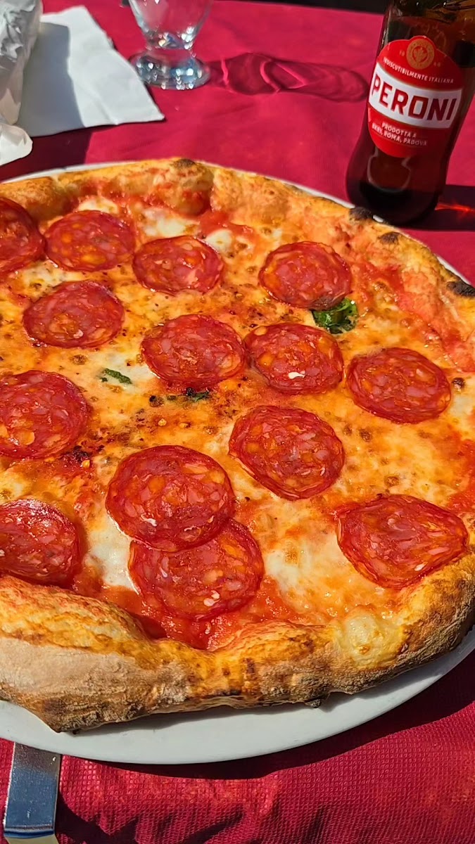 Pizzeria Luna Caprese Photo 2