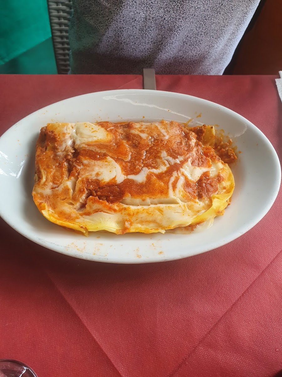 Pizzeria Luna Caprese Photo 6