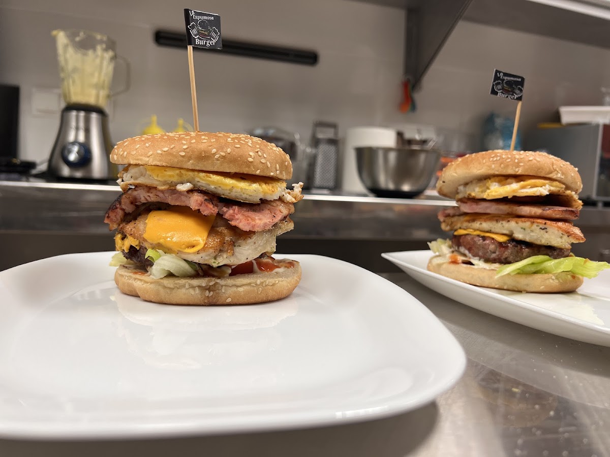La Espumosa burger Photo 9