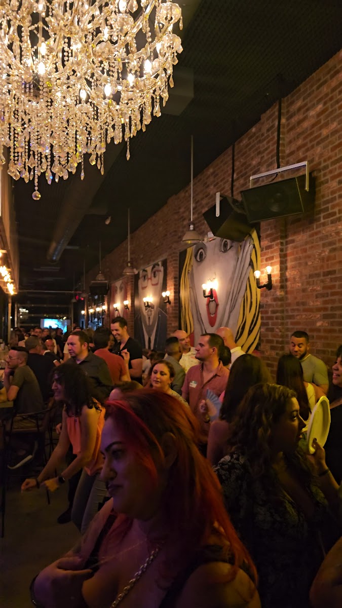 The Fitz Bar & Lounge Photo 2